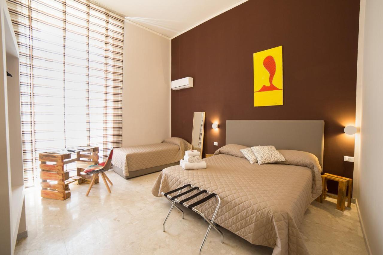 Hotel Cla.Pa H. Group - Dislocated Hospitality à Naples Extérieur photo