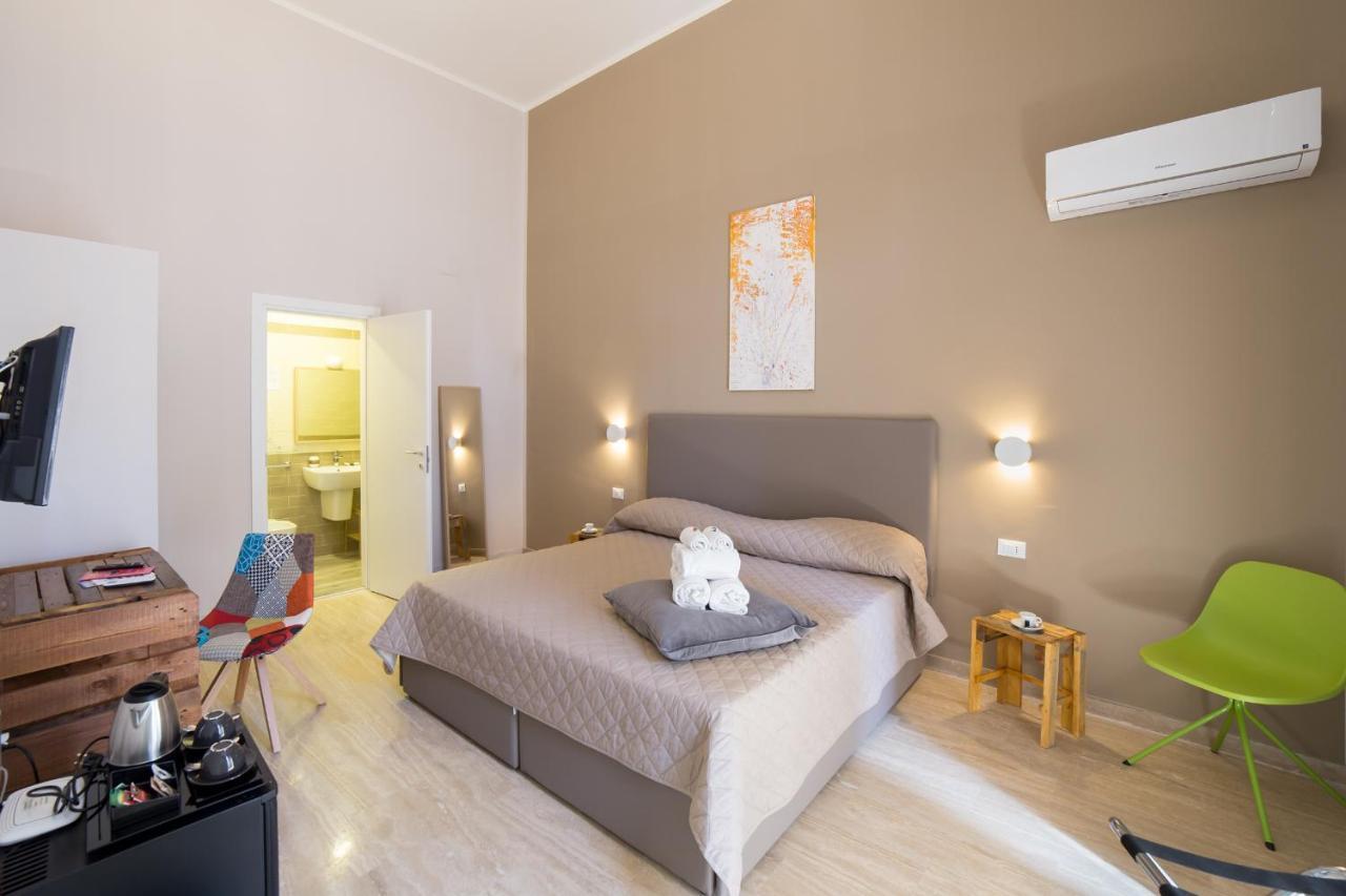 Hotel Cla.Pa H. Group - Dislocated Hospitality à Naples Extérieur photo