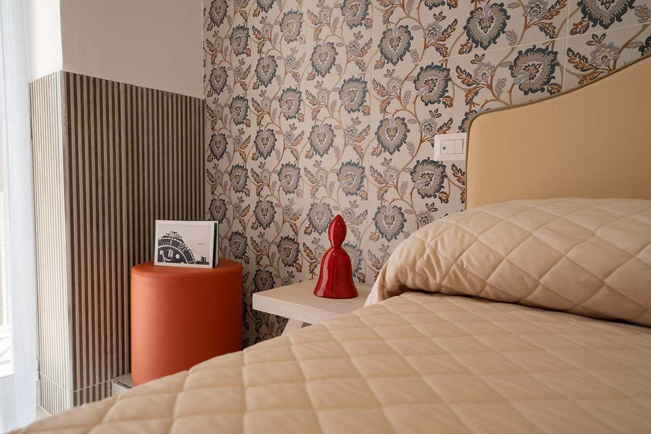Hotel Cla.Pa H. Group - Dislocated Hospitality à Naples Extérieur photo