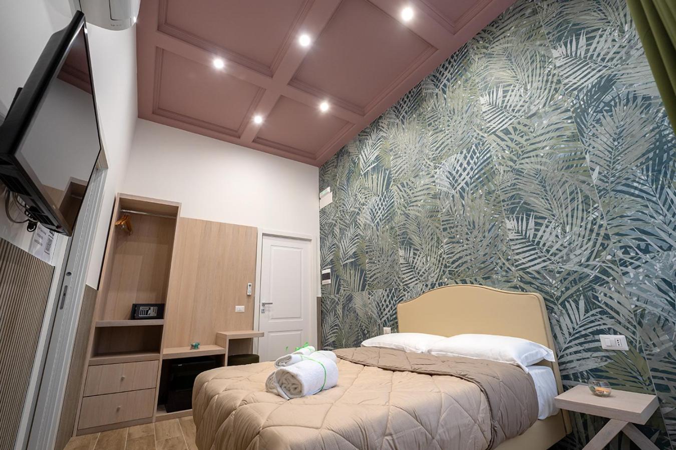 Hotel Cla.Pa H. Group - Dislocated Hospitality à Naples Extérieur photo